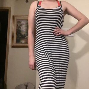 Maxi with cross cross back